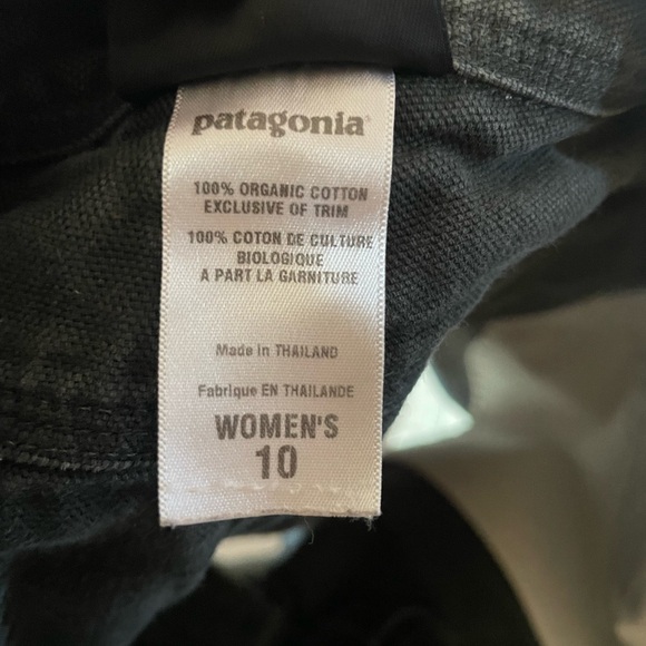 Patagonia women’s shorts - Picture 3 of 12